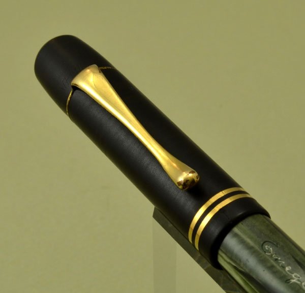 Pelikan 100 Fountain Pen - Early '30s, 14k Fine Flexible Nib (Very
